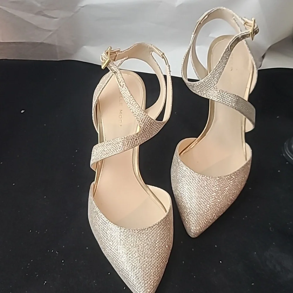 Pelle Moda Gold Glitter Strappy Heels - 10